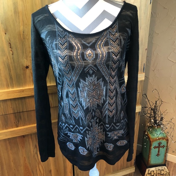 Maurices Tops - Beautiful Aztec Tribal Maurice’s Long Sleeve Top